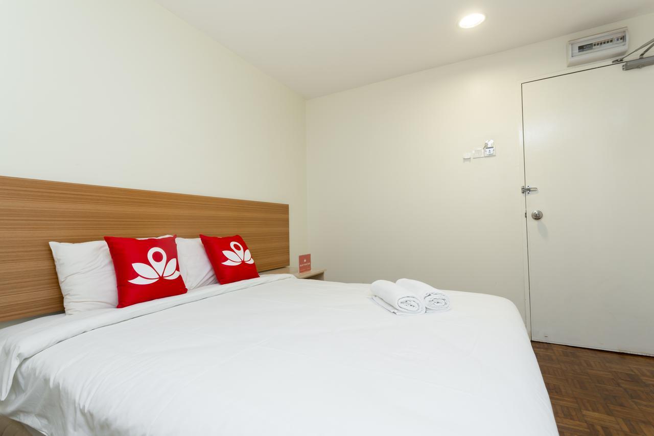 Zen Rooms Basic Sentul Куала Лумпур Екстериор снимка