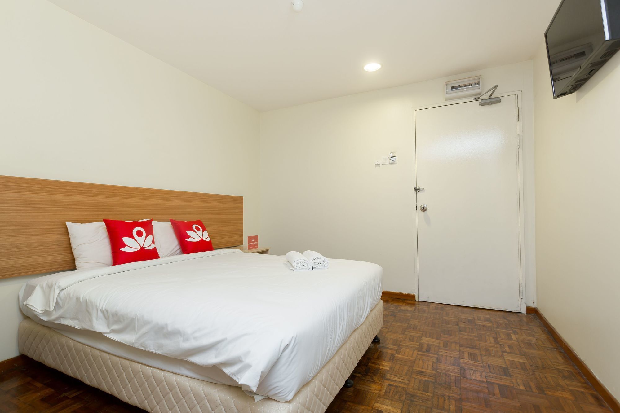 Zen Rooms Basic Sentul Куала Лумпур Екстериор снимка