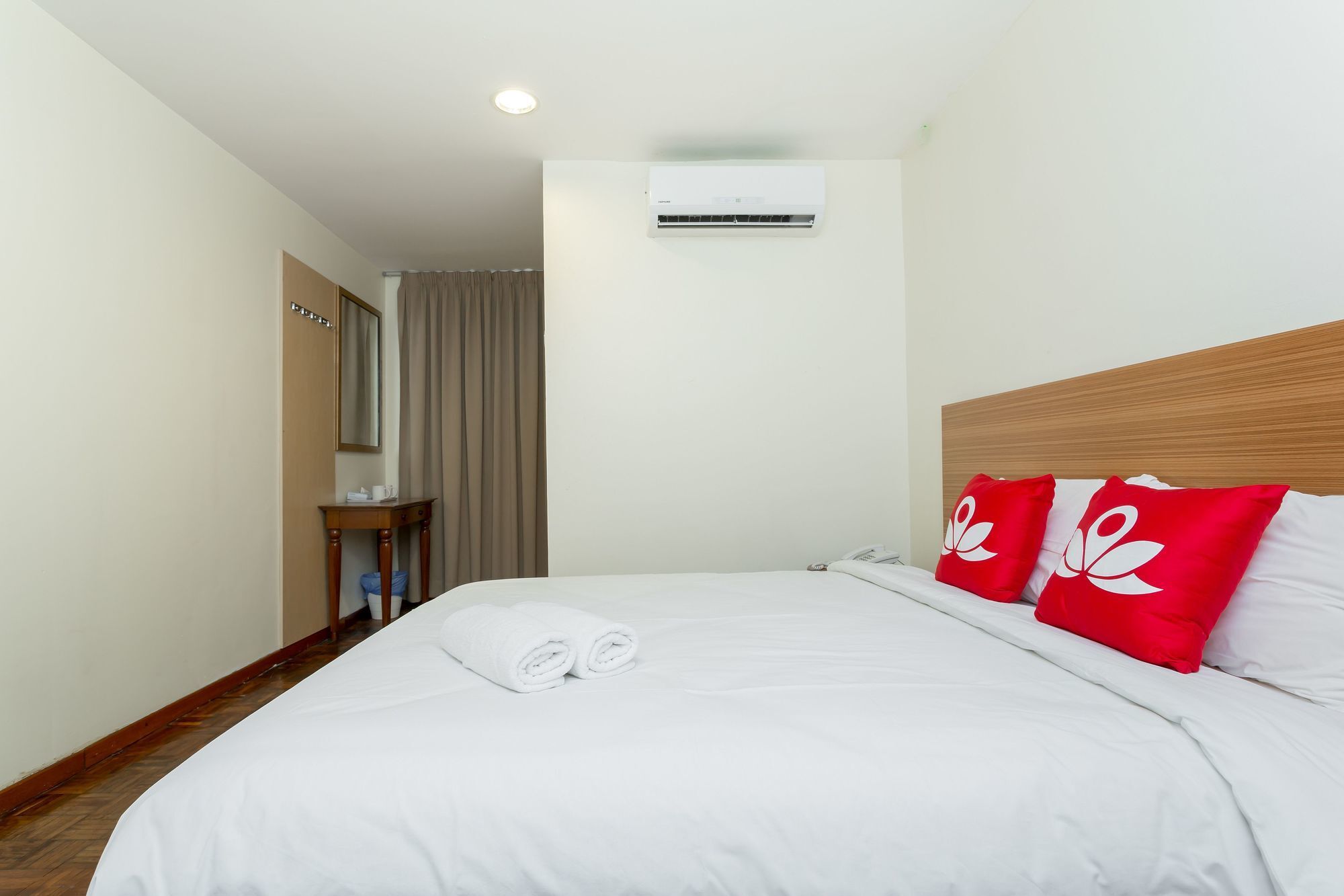 Zen Rooms Basic Sentul Куала Лумпур Екстериор снимка